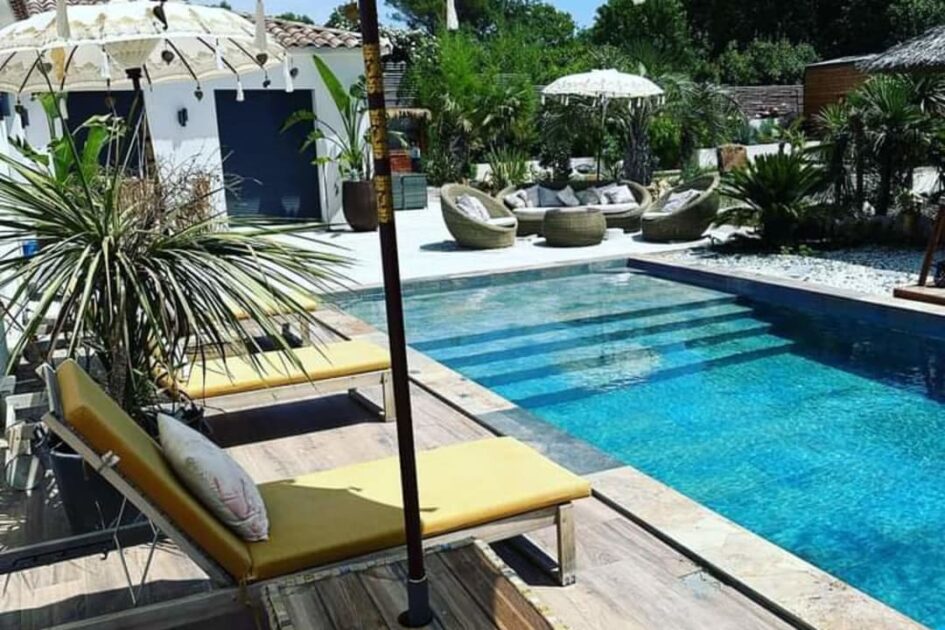 💶 À PARTIR DE 250€ – PISCINE BALINAISE À PEYPIN 🌴 (13)